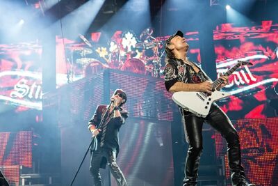 Scorpions @ Paleis 12, foto 11, foto's door Edwin Houdevelt - FrontView Magazine