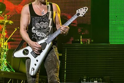 Scorpions @ Paleis 12, foto 42, foto's door Edwin Houdevelt - FrontView Magazine