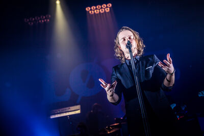 Julien Doré @ Ancienne Belgique, picture 6, photographed by Elke Briers - FrontView Magazine