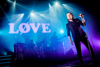 Julien Doré @ Ancienne Belgique, picture 11, photographed by Elke Briers - FrontView Magazine