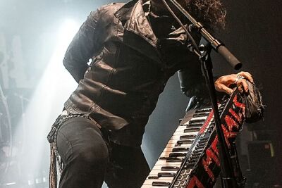 The Defiled @ De Kreun, picture 10, photographed by Edwin Houdevelt - FrontView Magazine