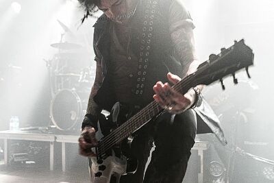 The Defiled @ De Kreun, picture 15, photographed by Edwin Houdevelt - FrontView Magazine