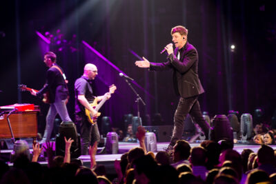Clouseau Centraal @ Sportpaleis Antwerpen, picture 45, photographed by Dimitri Vanlommel - FrontView Magazine