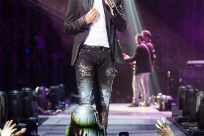 Clouseau Centraal @ Sportpaleis Antwerpen, picture 46, photographed by Dimitri Vanlommel - FrontView Magazine