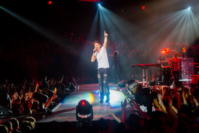 Clouseau Centraal @ Sportpaleis Antwerpen, picture 86, photographed by Dimitri Vanlommel - FrontView Magazine