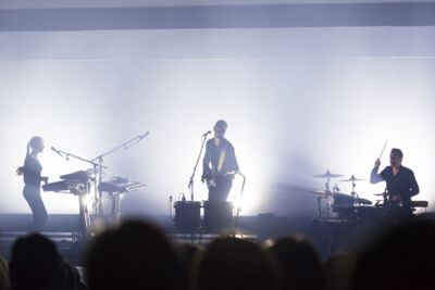 Ozark Henry @ Stadsschouwburg Sint-Niklaas, picture 39, photographed by Johan Van Buggenhout - FrontView Magazine