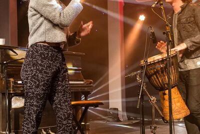 London Grammar @ The Qube - Zuiderkroon, picture 37, photographed by Edwin Houdevelt - FrontView Magazine