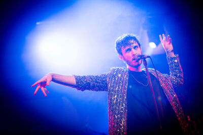Music For Life 2014: Oscar & The Wolf @ The Flame, picture 2, photographed by Freya Goossens - FrontView Magazine