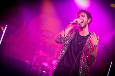 Music For Life 2014: Oscar & The Wolf @ The Flame, picture 12, photographed by Freya Goossens - FrontView Magazine