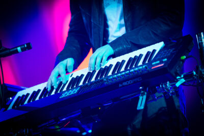 Music For Life 2014: Netsky @ The Flame, picture 4, photographed by Freya Goossens - FrontView Magazine