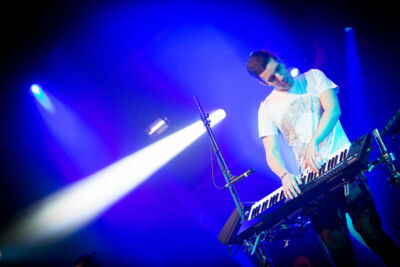 Music For Life 2014: Netsky @ The Flame, picture 8, photographed by Freya Goossens - FrontView Magazine