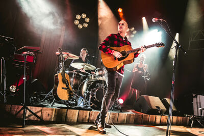 Music for Life 2014: Milow @ The Flame, foto 8, foto's door Elke Briers - FrontView Magazine