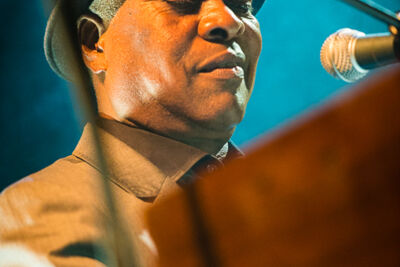 Booker T. Jones - Support Act Steven De bruyn @ Het Depot, picture 11, photographed by Jan van Hecke - FrontView Magazine