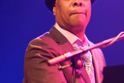 Booker T Jones @ de roma, picture 8, photographed by Steven Stausens - FrontView Magazine