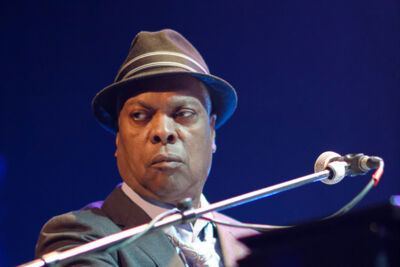 Booker T Jones @ de roma, picture 12, photographed by Steven Stausens - FrontView Magazine