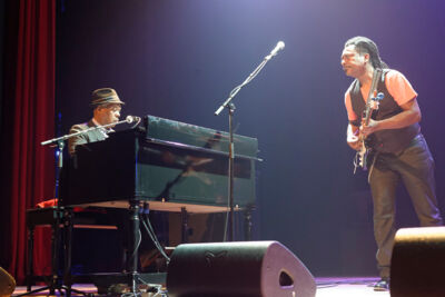 Booker T Jones @ de roma, picture 14, photographed by Steven Stausens - FrontView Magazine