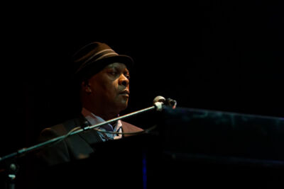 Booker T Jones @ de roma, picture 15, photographed by Steven Stausens - FrontView Magazine