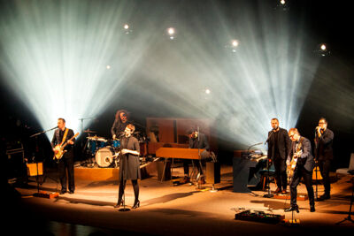 Hooverphonic @ C-Mine, picture 11, photographed by Kristof Hayen - FrontView Magazine