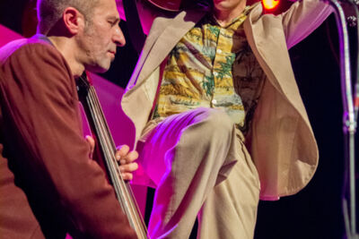 Radio Modern - Howlin’ Lou and His Whip Lovers @ De Warande, picture 53, photographed by Erwin Evrard - FrontView Magazine