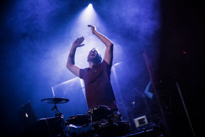 Merdan Taplak @ Ancienne Belgique, picture 3, photographed by Dorien Goetschalckx - FrontView Magazine