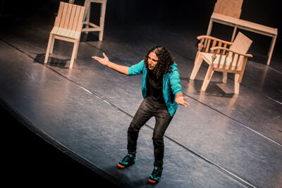 Ali B Beken(d)t @ Arenberg, picture 3, photographed by Elke Briers - FrontView Magazine