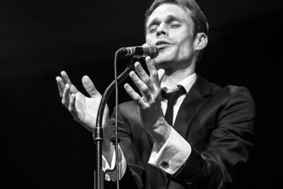 Hommage à Brel @ De Casino St.-Niklaas, picture 46, photographed by Guy Danneels - FrontView Magazine