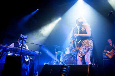 Candy Dulfer @ Het Depot, picture 5, photographed by Kristof Hayen - FrontView Magazine