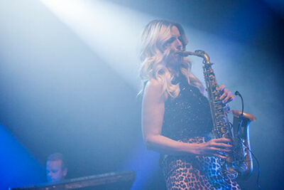 Candy Dulfer @ Het Depot, picture 12, photographed by Kristof Hayen - FrontView Magazine