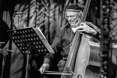 Joe Fonda Quartet @ De Casino St.-Niklaas, picture 19, photographed by Guy Danneels - FrontView Magazine