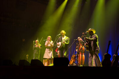 The Broken Circle Breakdown Bluegrass Band @ Muziekgebouw Frits Philips (Eindhoven), picture 5, photographed by Andy Immens - FrontView Magazine