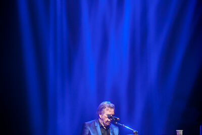 Will Tura & Christoff @ Ethias Theater, picture 7, photographed by FrontView Magazine