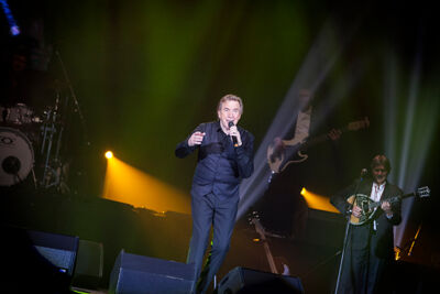 Will Tura & Christoff @ Ethias Theater, picture 10, photographed by FrontView Magazine