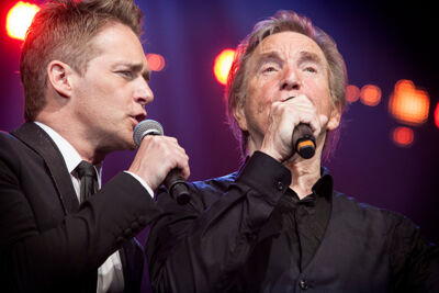 Will Tura & Christoff @ Ethias Theater, picture 18, photographed by FrontView Magazine