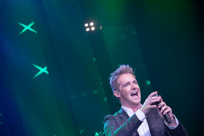 Christoff & Will Tura @ Ethias Theater, picture 3, photographed by Kristof Hayen - FrontView Magazine