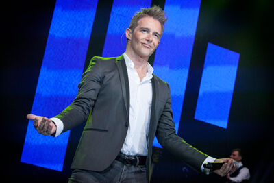 Christoff & Will Tura @ Ethias Theater, picture 13, photographed by Kristof Hayen - FrontView Magazine