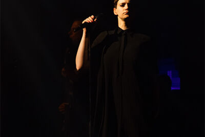 Hooverphonic @ De Roma, foto 5, foto's door Denis Van Linden - FrontView Magazine