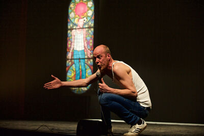 Steven Mahieu Maniak @ CC Merksem, picture 26, photographed by James Van Roosbroeck - FrontView Magazine