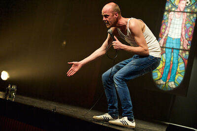Steven Mahieu Maniak @ CC Merksem, picture 37, photographed by James Van Roosbroeck - FrontView Magazine