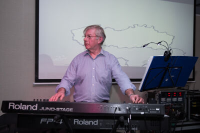 Grand Cru @ Benefiet Feest in Felix Pakhuis, picture 17, photographed by Guy Danneels - FrontView Magazine