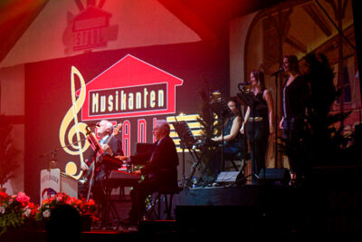 Musikantenstadl @ oktober hallen Wieze, picture 7, photographed by Bart Baevegems - FrontView Magazine
