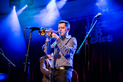 Jean-Paul Estievenart Trio @ De Casino St.-Niklaas, picture 6, photographed by Guy Danneels - FrontView Magazine