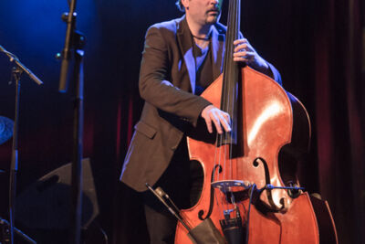 Jean-Paul Estievenart Trio @ De Casino St.-Niklaas, picture 7, photographed by Guy Danneels - FrontView Magazine