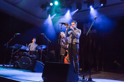 Jean-Paul Estievenart Trio @ De Casino St.-Niklaas, picture 8, photographed by Guy Danneels - FrontView Magazine