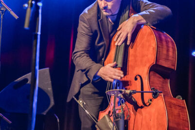 Jean-Paul Estievenart Trio @ De Casino St.-Niklaas, picture 18, photographed by Guy Danneels - FrontView Magazine