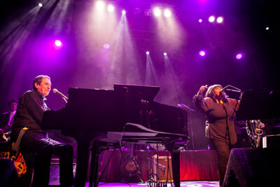 Jools Holland and his Rhythm & Blues Orchestra @ Het Depot, picture 13, photographed by Kristof Hayen - FrontView Magazine