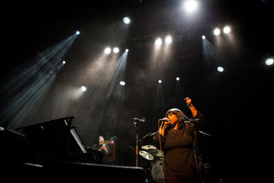 Jools Holland and his Rhythm & Blues Orchestra @ Het Depot, picture 15, photographed by Kristof Hayen - FrontView Magazine