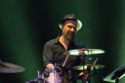 Fischer Z @ De Werf Aalst, picture 5, photographed by Johan Van Buggenhout - FrontView Magazine