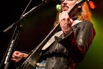 Halestorm @ Trix, foto 11, foto's door Dorien Goetschalckx - FrontView Magazine