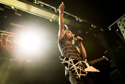Pierce The Veil @ Trix, picture 26, photographed by Dorien Goetschalckx - FrontView Magazine