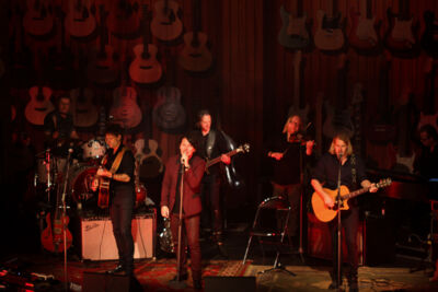 De 3JS en Bart Herman - Bronnen @ Arenbergschouwburg, picture 1, photographed by Bianca van Barneveld - FrontView Magazine
